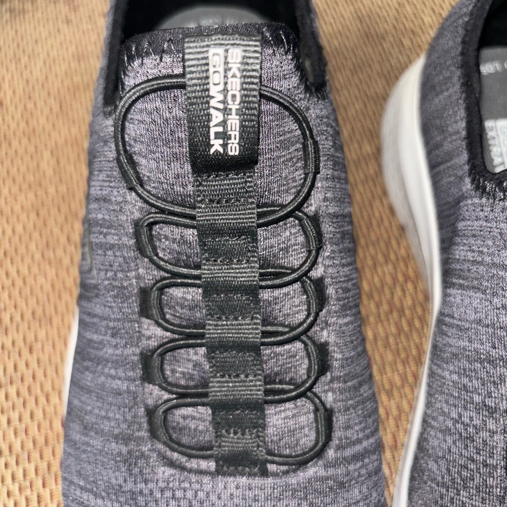 Men’s Sneakers - Picture 6 of 7